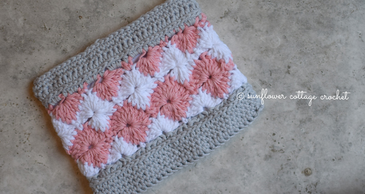 The Aurora Make-up Bag – a Great Free Crochet Pattern
