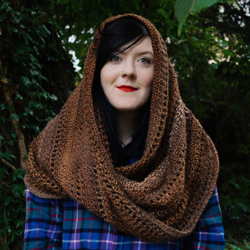 Learn how to do the Mobius twist with this Highland Neamh Wrap crochet pattern