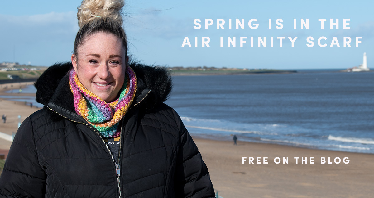 Free Crochet pattern – Spring is in the Air Infinity Scarf