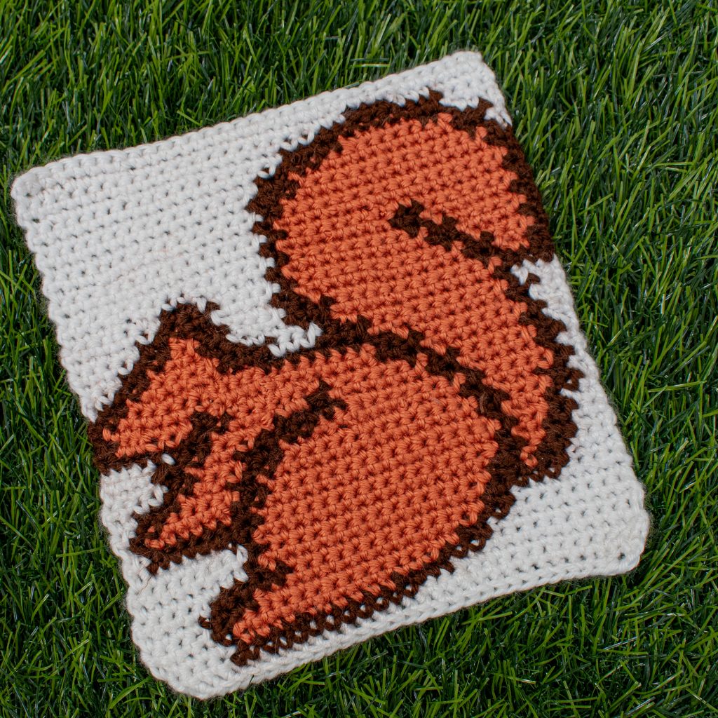 Easy Squirrel square that uses tapestry crochet techniques