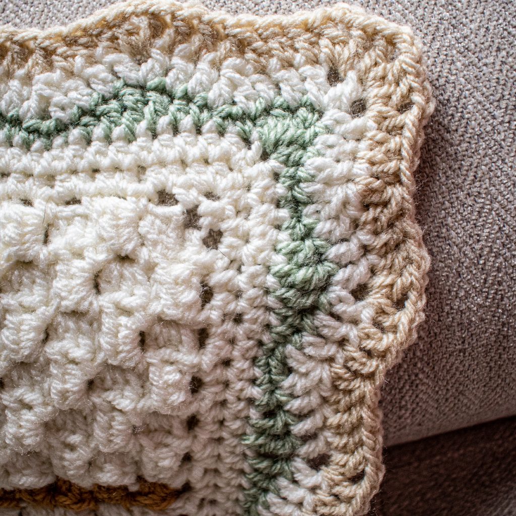 this crochet blanket border has a great slight wave to it for added interest