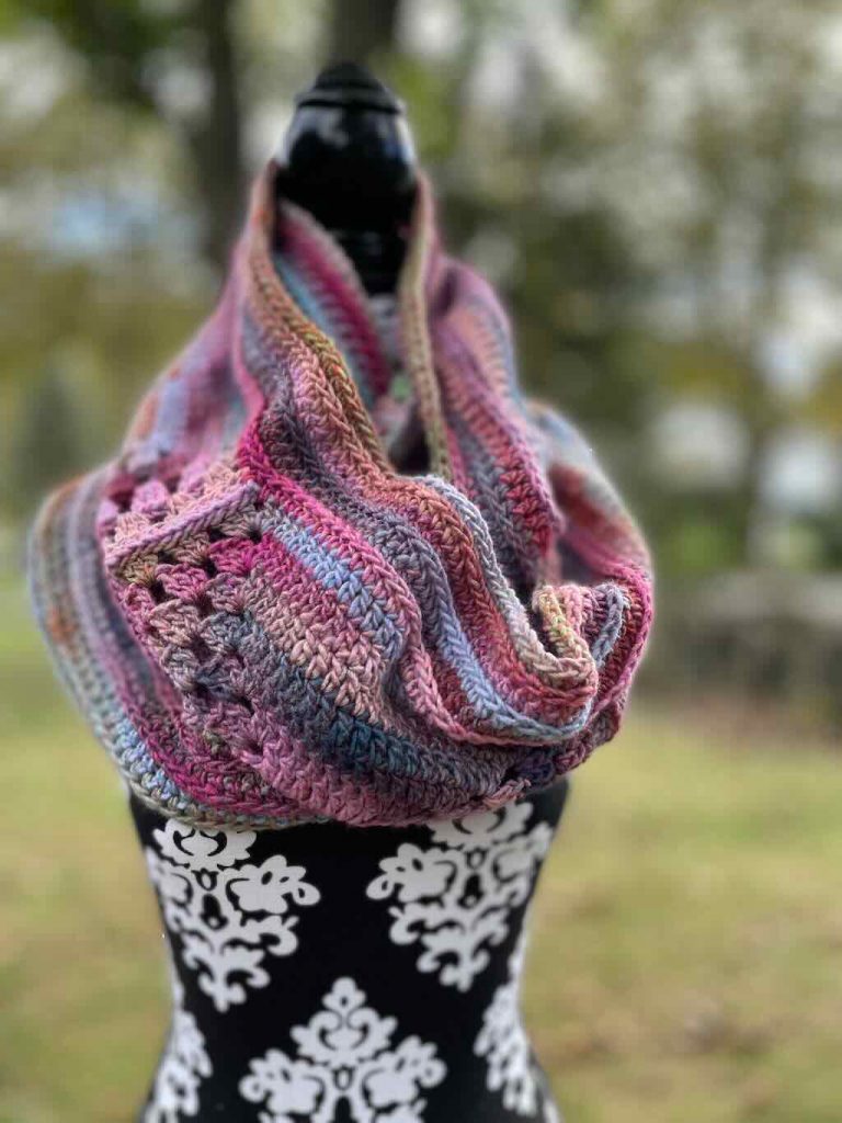 this infinity scarf uses the granny stitch