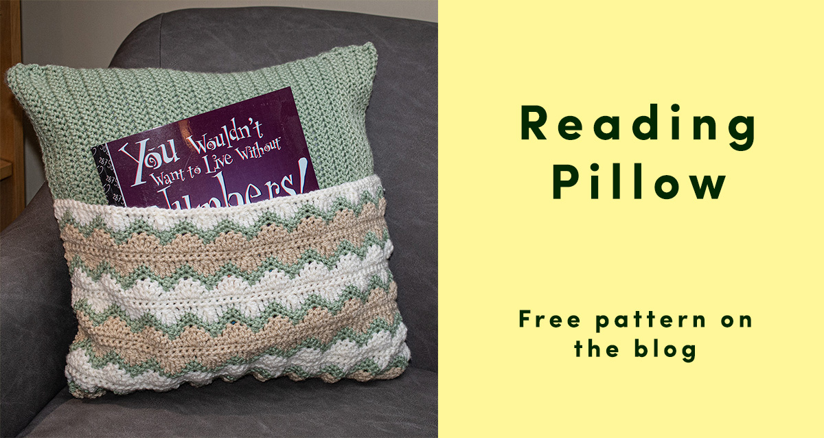 The Book Pillow Free Pattern – a perfect gift for  anyone!