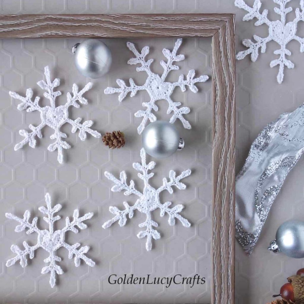Crochet Heart Snowflake by GoldenLucyCrafts
