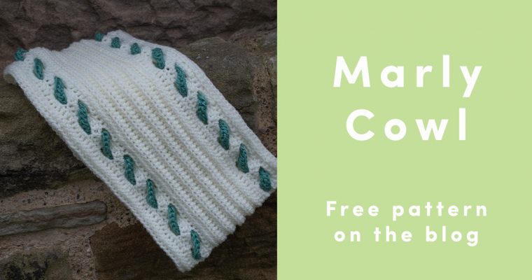 Looking for an easy textured cowl pattern? Try the Marly Cowl