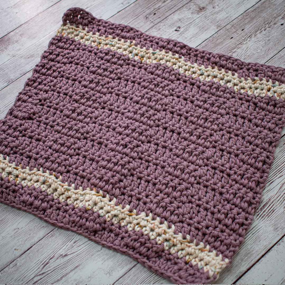 You should be able to work this crochet washcloth pattern in about 45 mins